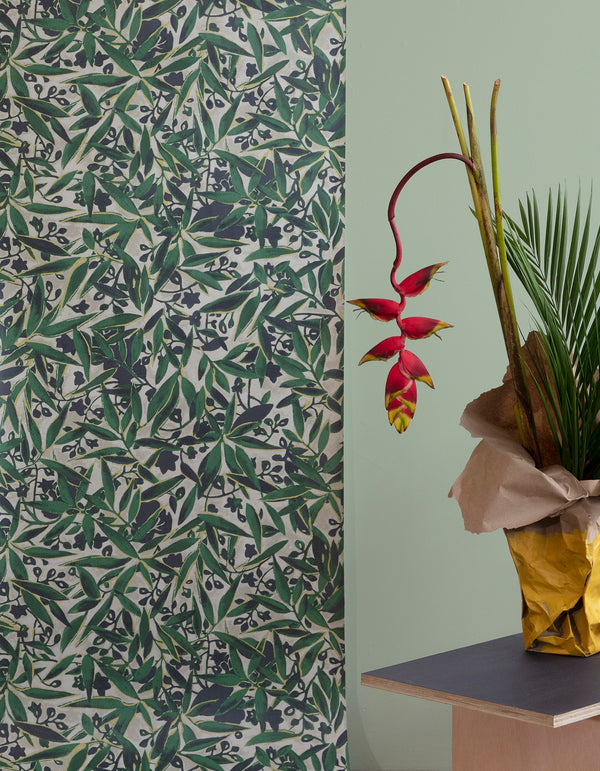 The Lawns Wallpaper. Ome in Verde